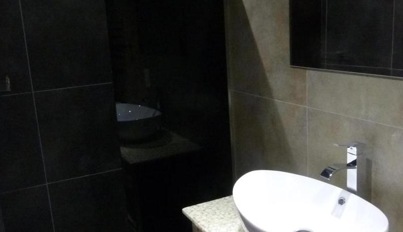 Achilleos City Hotel