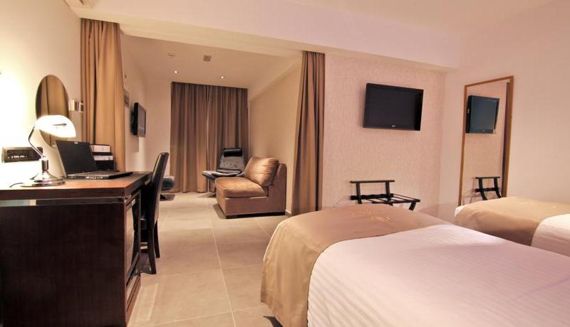 Achilleos City Hotel