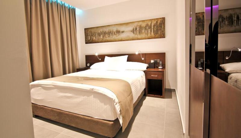 Achilleos City Hotel