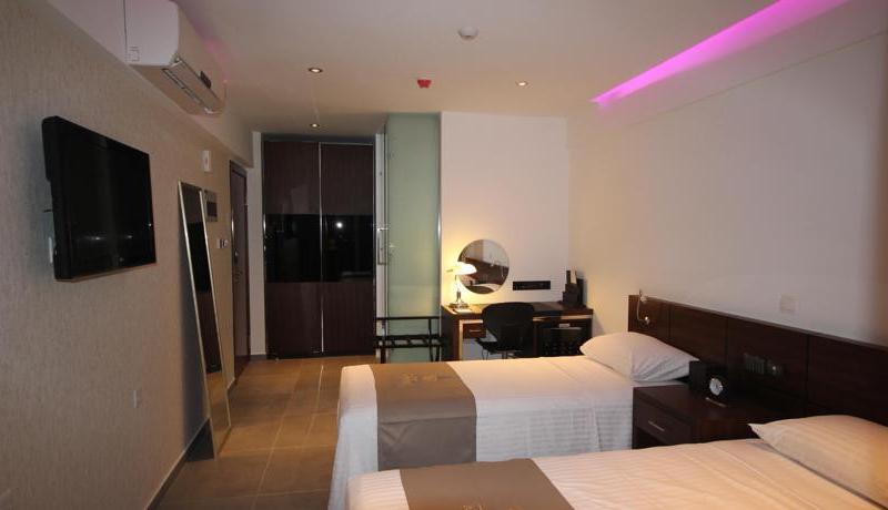 Achilleos City Hotel