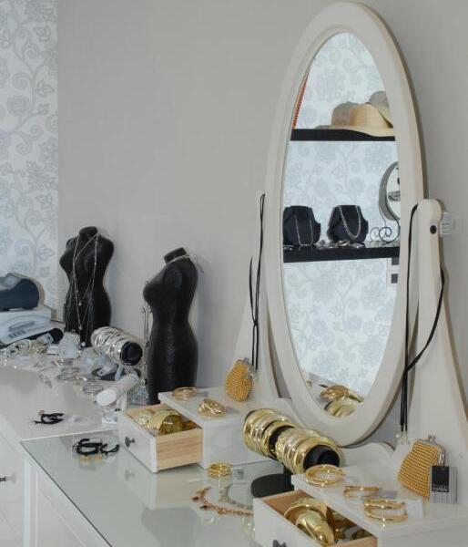 Restia Suites