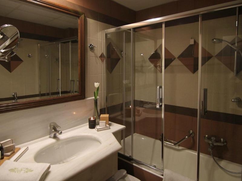 Achillion Hotel Athens