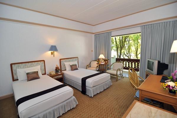 Wiang Indra Riverside Resort