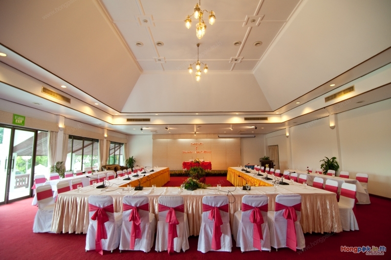 Wiang Indra Riverside Resort
