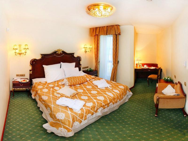 Ring Premier Hotel