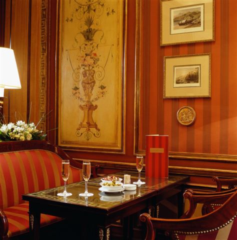 Maison Astor Paris, Curio Collection by Hilton