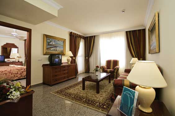 MAC Puerto Marina Benalmadena