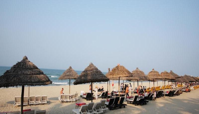 River Beach Resort & Residences