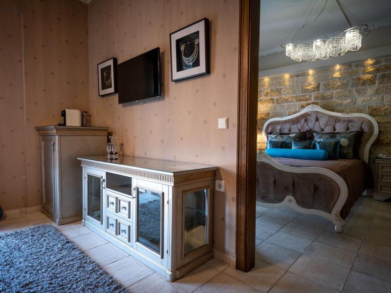 Achtis Boutique Hotel