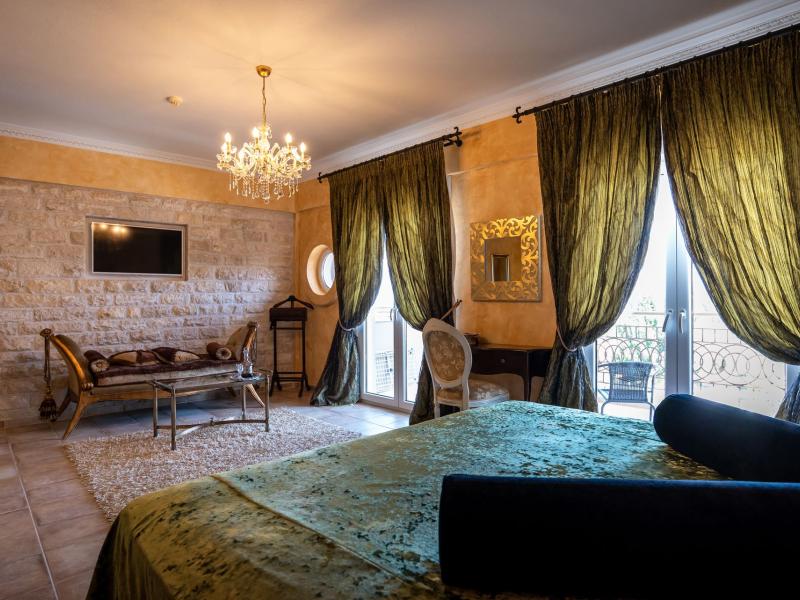 Achtis Boutique Hotel