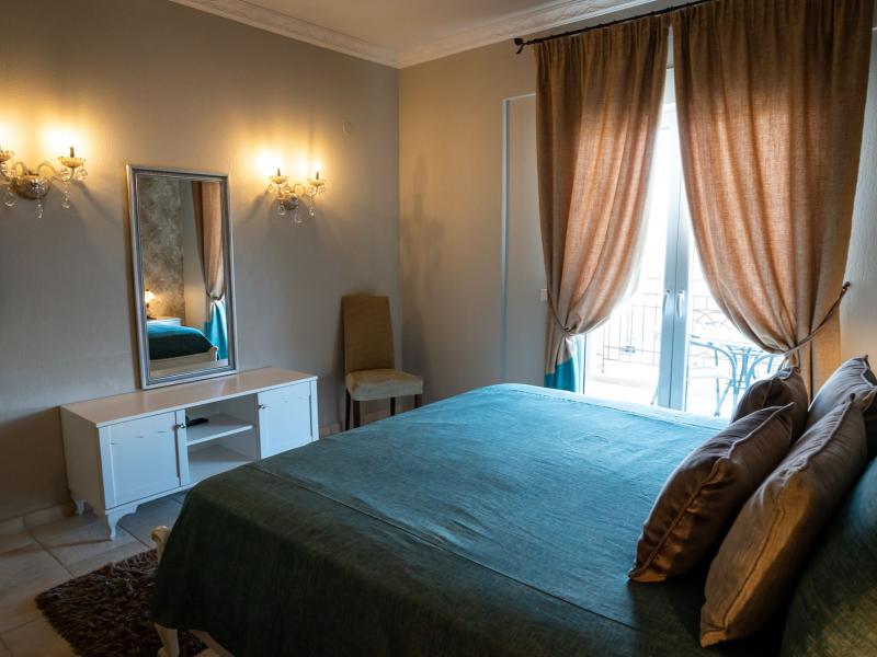 Achtis Boutique Hotel