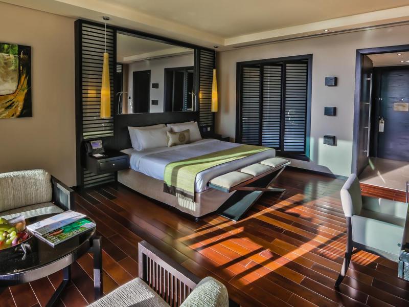 Rixos The Palm Dubai Hotel & Suites