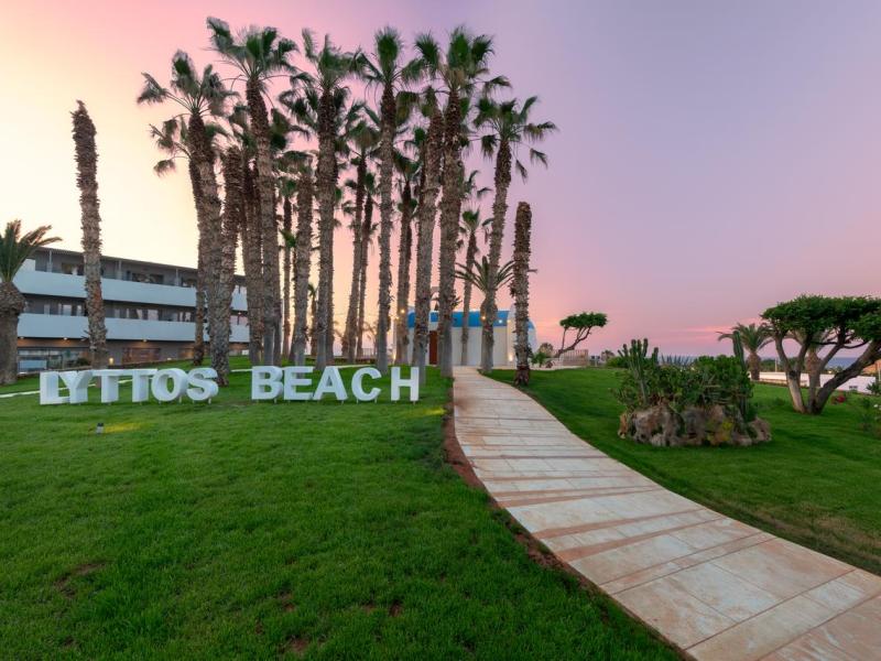 Lyttos Beach