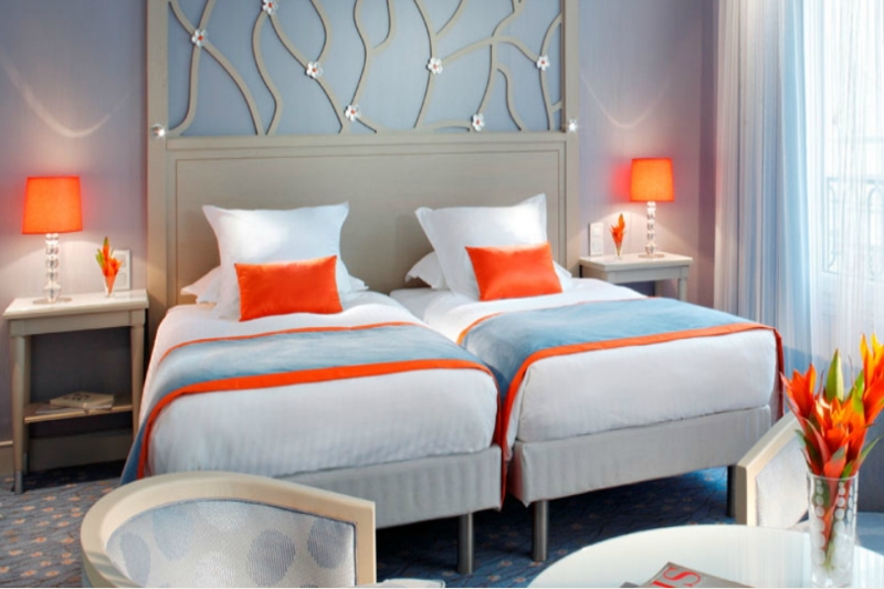 Rochester Champs Elysees