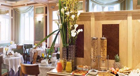 Rochester Champs Elysees