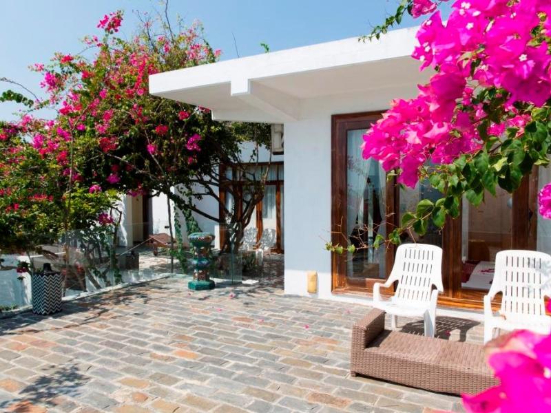 Rock Water Bay Beach Resort & Spa