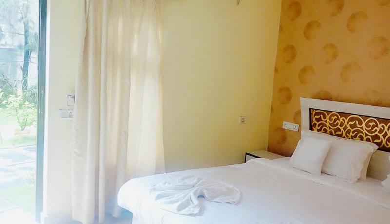 Rococco Ashvem Resort