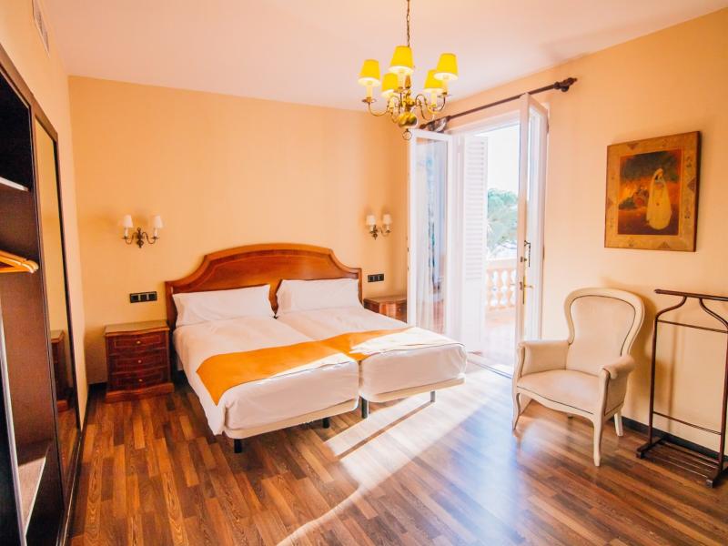 Roger De Flor By Seleqtta