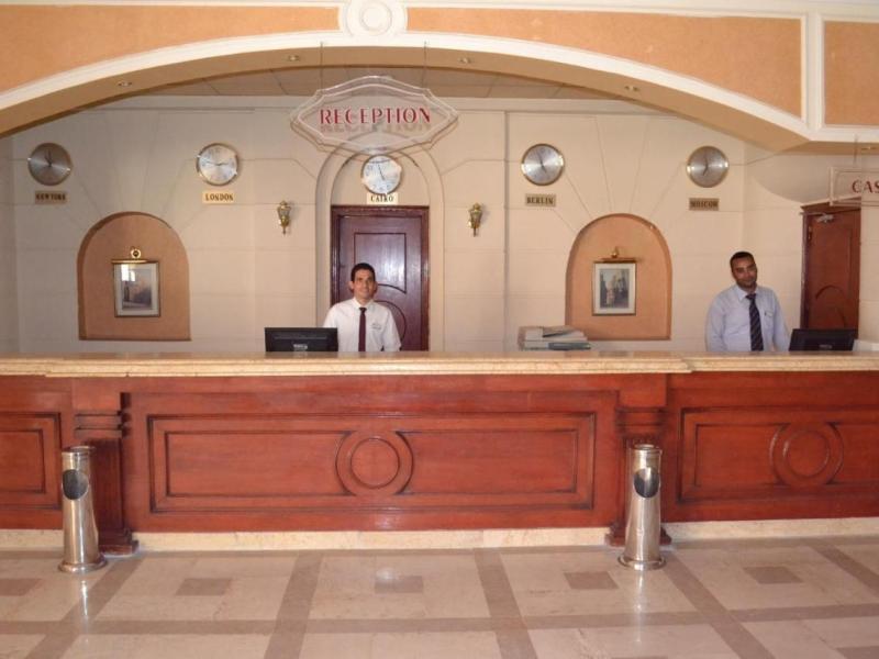 Dexon – Roma Hotel