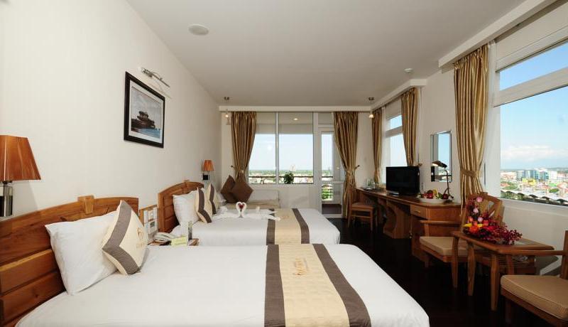 Romance Hotel