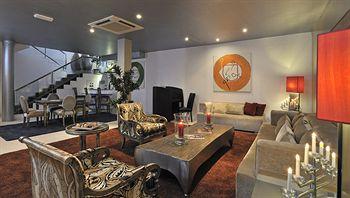 Hotel Globales Acis & Galatea