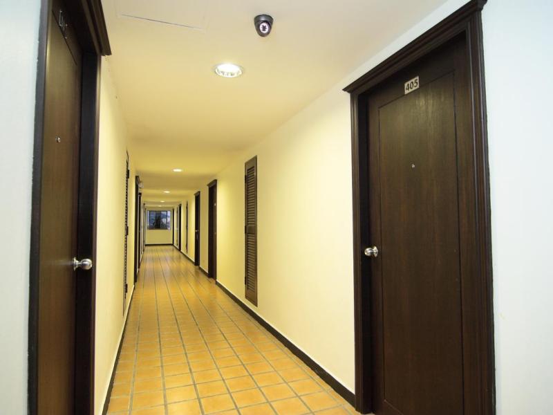 Rome Place Hotel