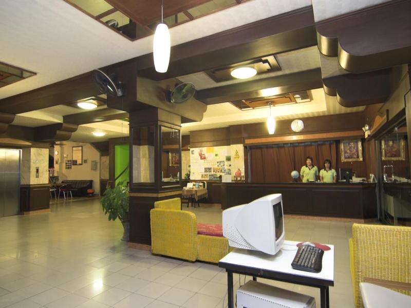 Rome Place Hotel