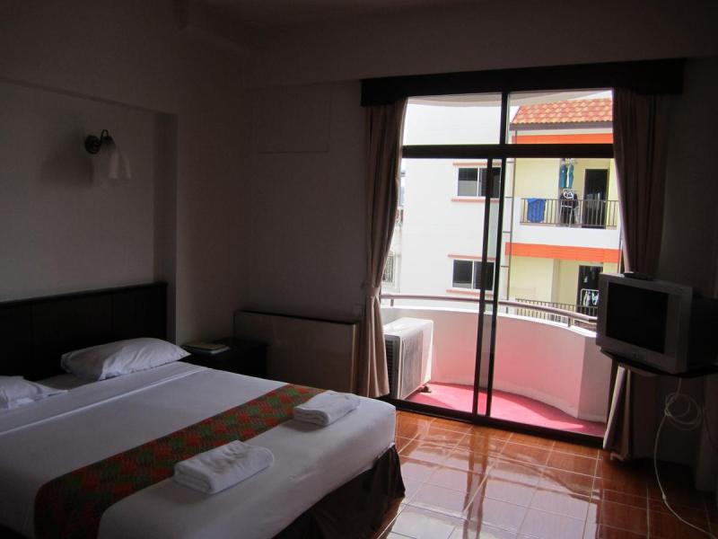 Rome Place Hotel