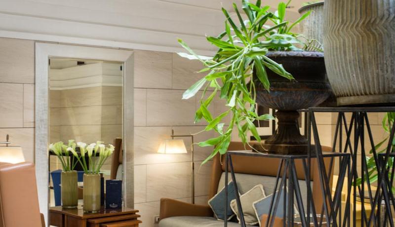 Luxe Rose Garden Hotel Roma