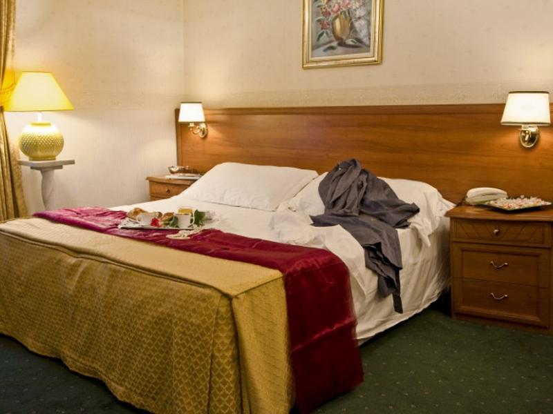 Astoria Garden Hotel