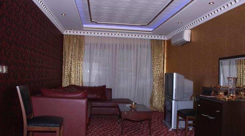 Royal Anka Hotel