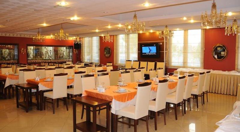 Royal Anka Hotel