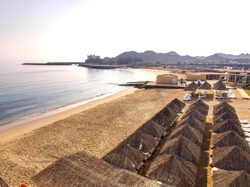 Royal Beach Hotel & Resort