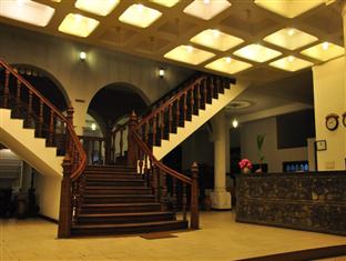 Royal Beach Resort