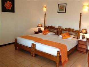 Royal Beach Resort