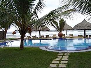 Royal Beach Resort