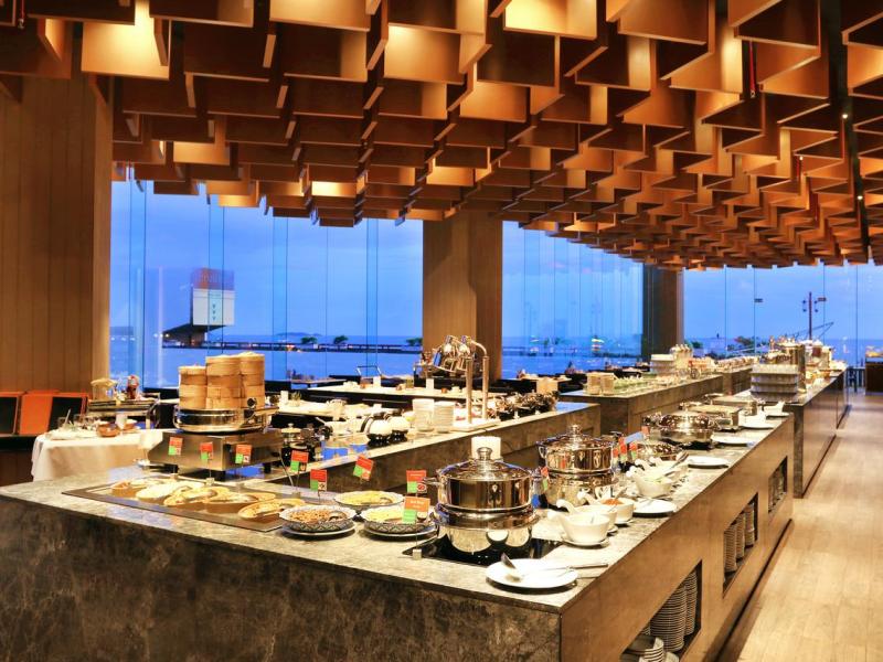 Royal Cliff Beach Hotel