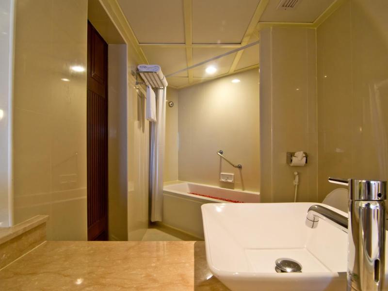 Royal Cliff Beach Hotel