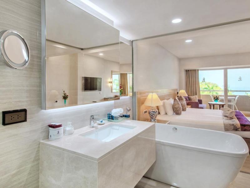 Royal Cliff Beach Hotel