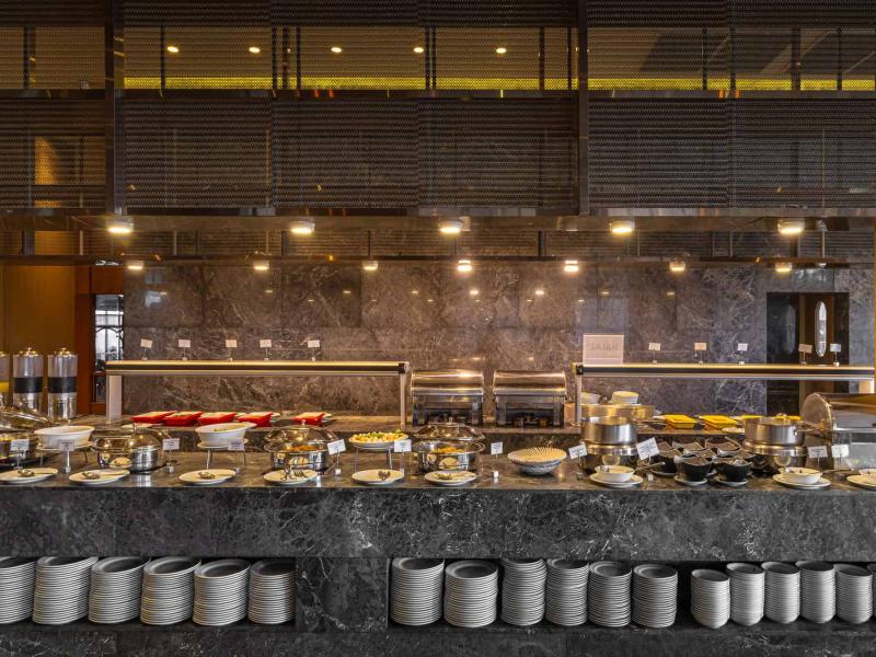 Royal Cliff Beach Hotel