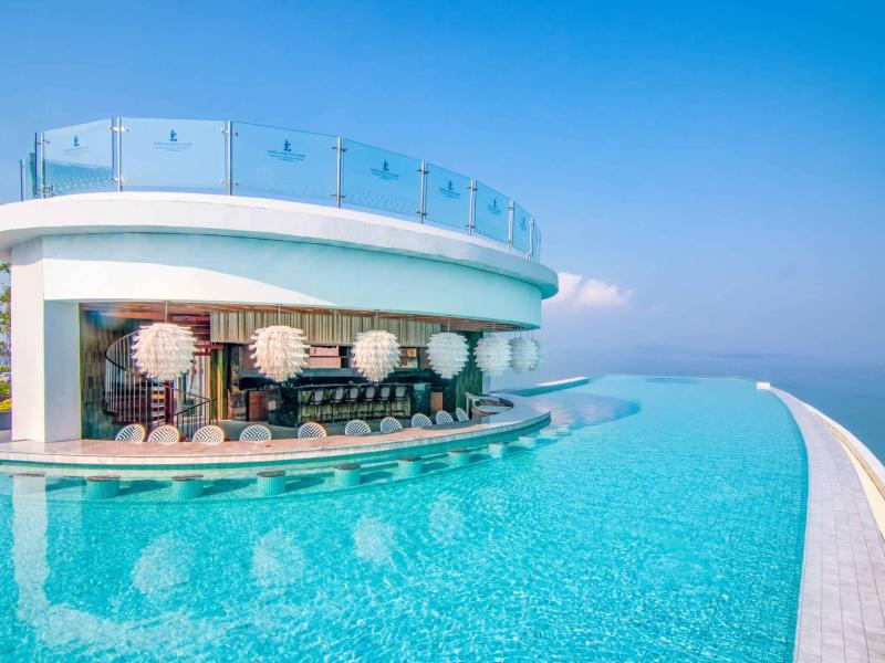 Royal Cliff Beach Hotel