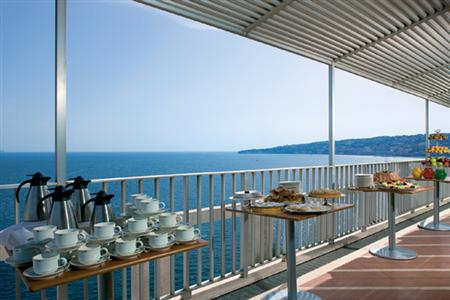 Royal Continental Naples