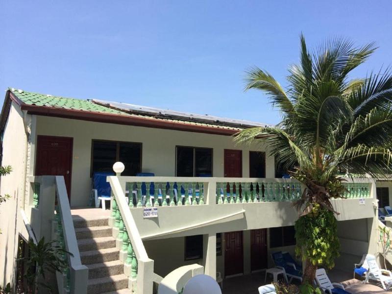 Royal Crown Hotel & Palm Spa Resort