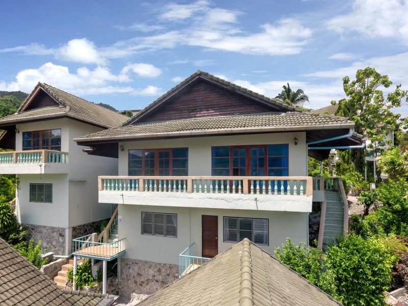 Royal Crown Hotel & Palm Spa Resort