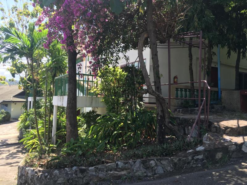 Royal Crown Hotel & Palm Spa Resort