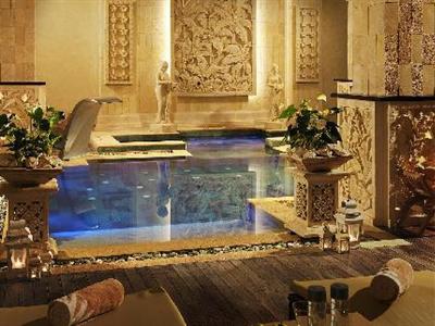 Royal Garden Villas & Spa