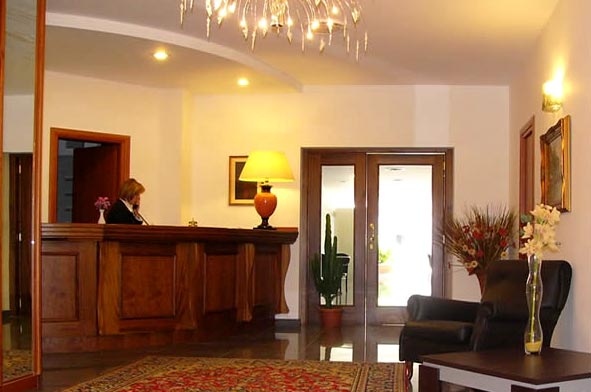 Royal Hotel