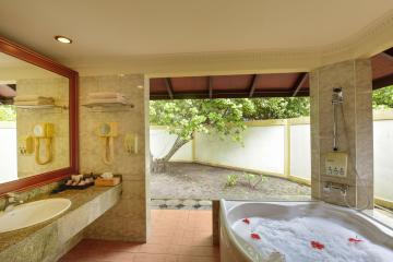 Отель Royal Island Resort & Spa Мальдивы, Баа Атолл, фото 19