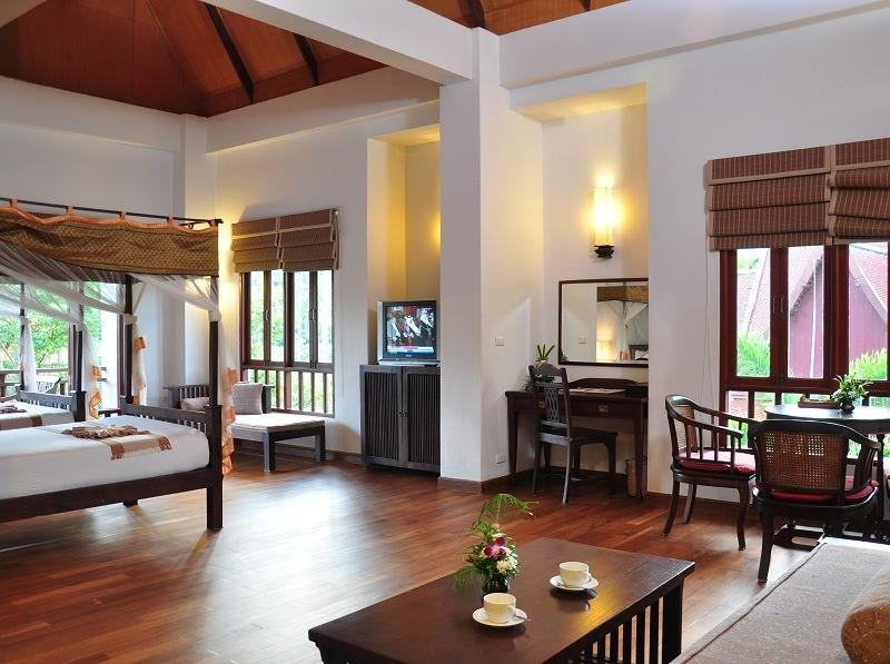 Royal Lanta Resort & Spa