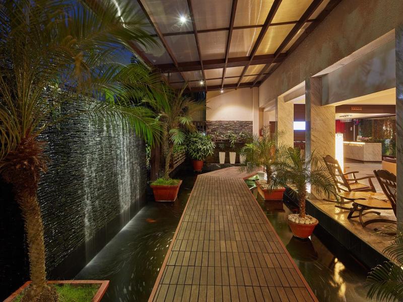 Royal Orchid Beach Resort & Spa